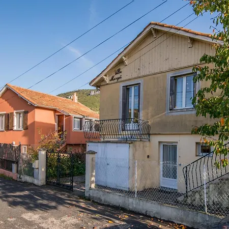 Margot Fibre Balcon Jardin Дом отдыха *