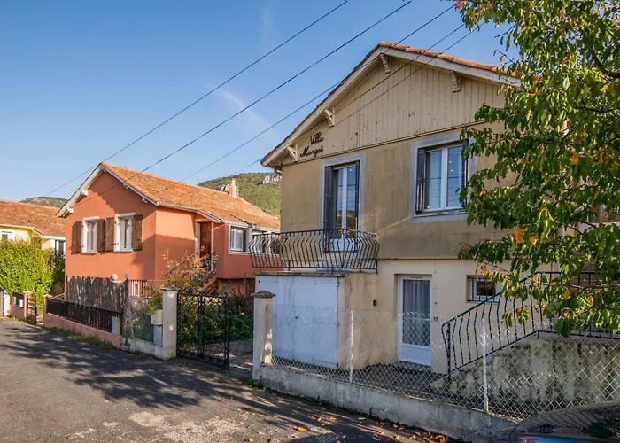 Margot Fibre Balcon Jardin Дом отдыха *